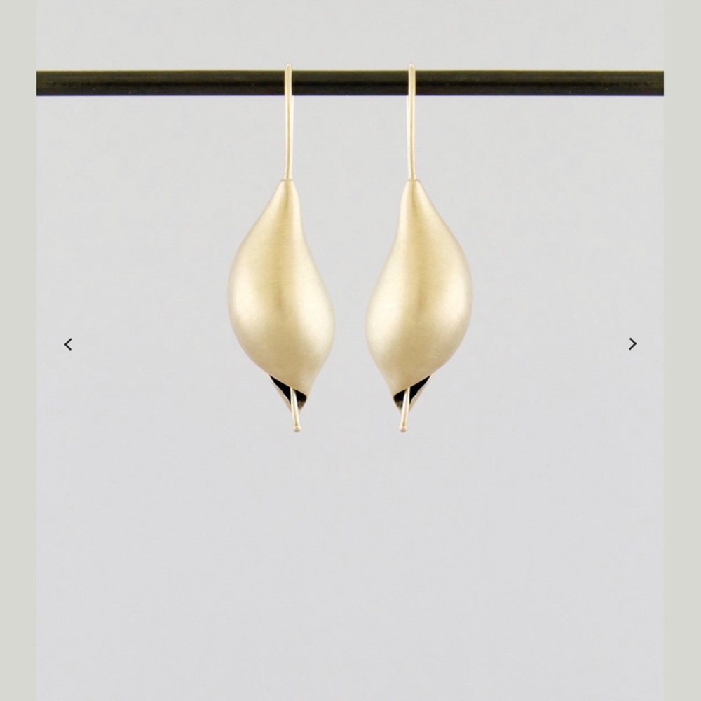 Ted Muehling 14k yellow gold New Shell Earrings